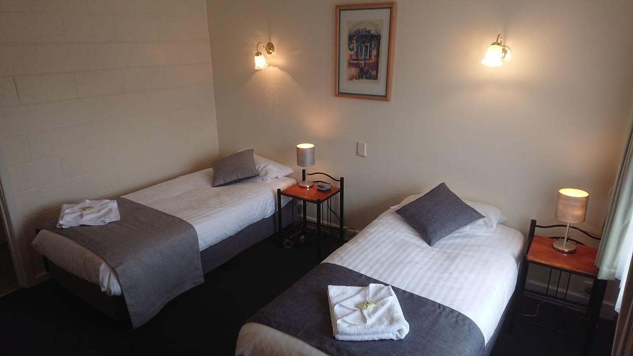 Mt Lyell Motor Inn Queenstown Eksteriør billede